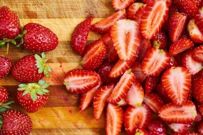 whole and chopped strawberries